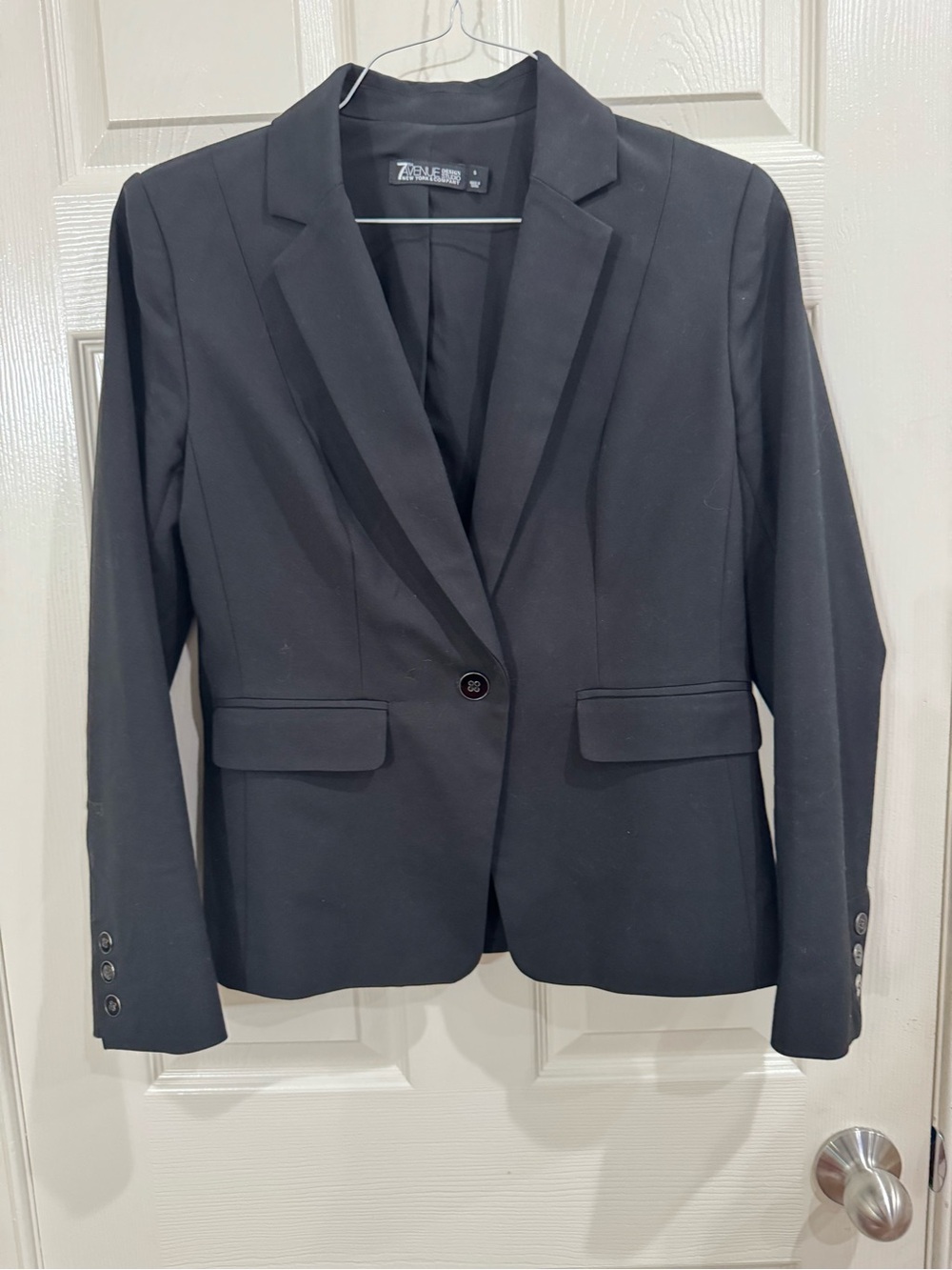Black Single-Button Tailored Women's Blazer